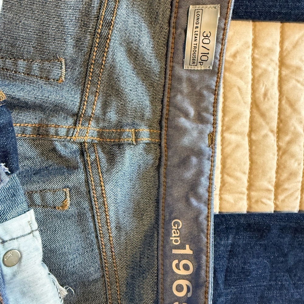 Gap 1969 Long & Lean Trouser Jeans Size 10P 30 Bootcut Dark Wash - Picture 2 of 4